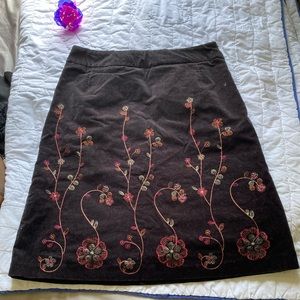 Embroidered corduroy skirt